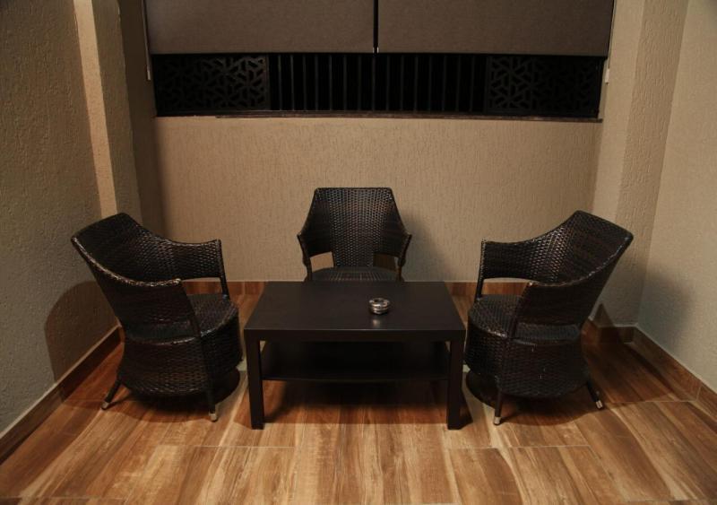 Dakshin Suites Srikakulam Bagian luar foto