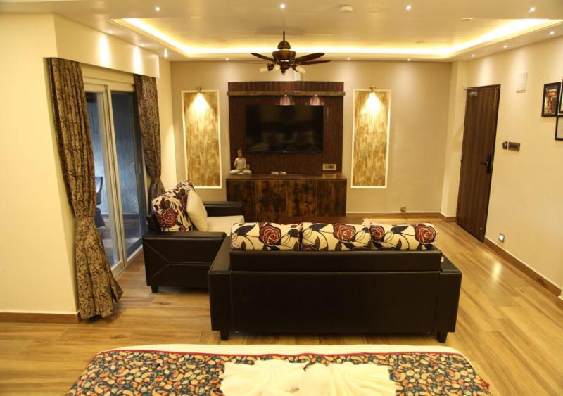 Dakshin Suites Srikakulam Bagian luar foto